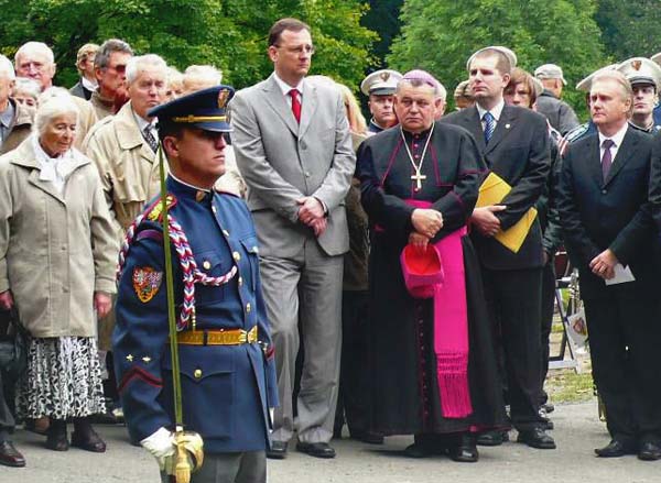 Snad je jen arcibiskup Dominik Duka neinformován